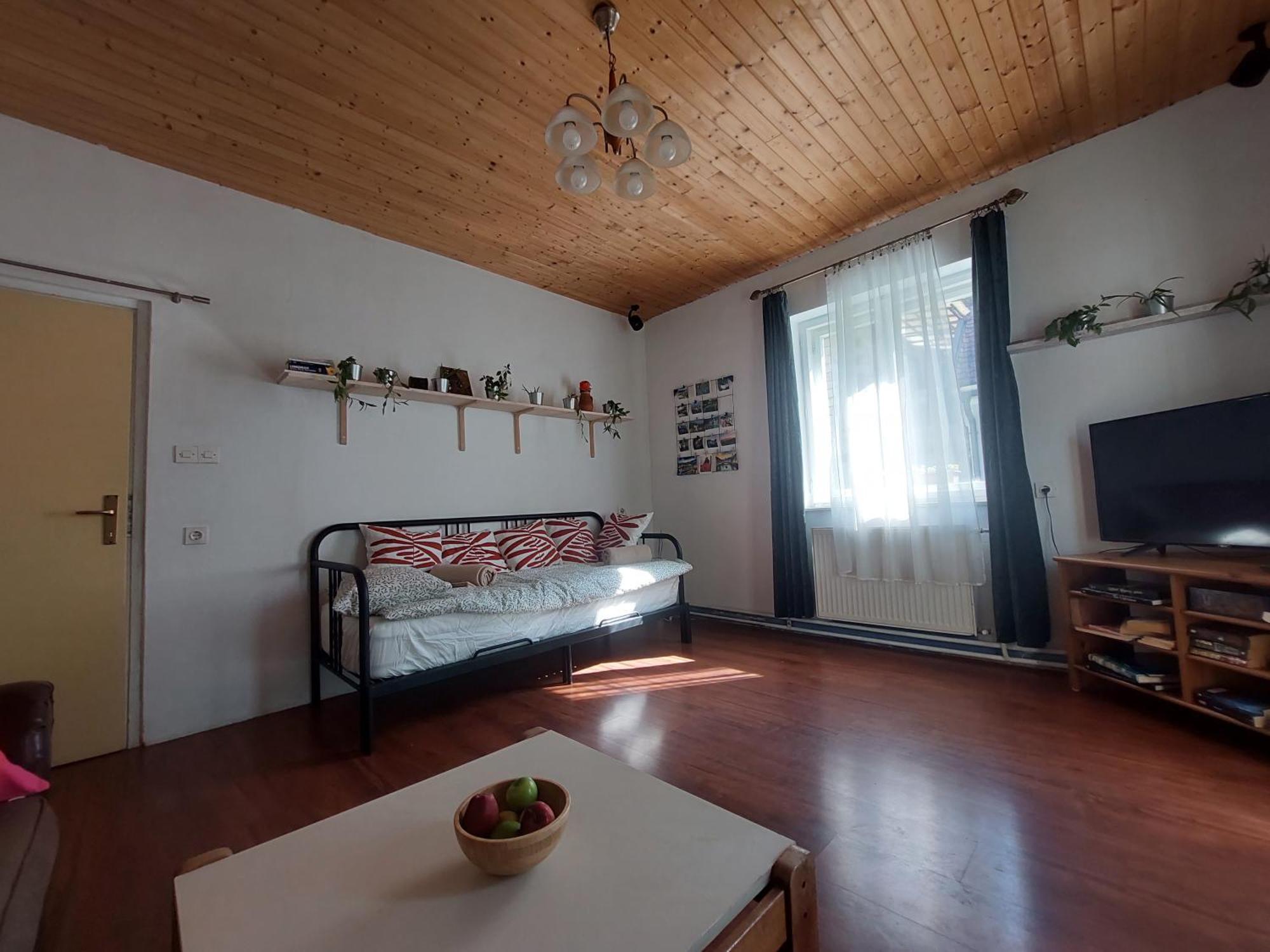 Apartma By The River *